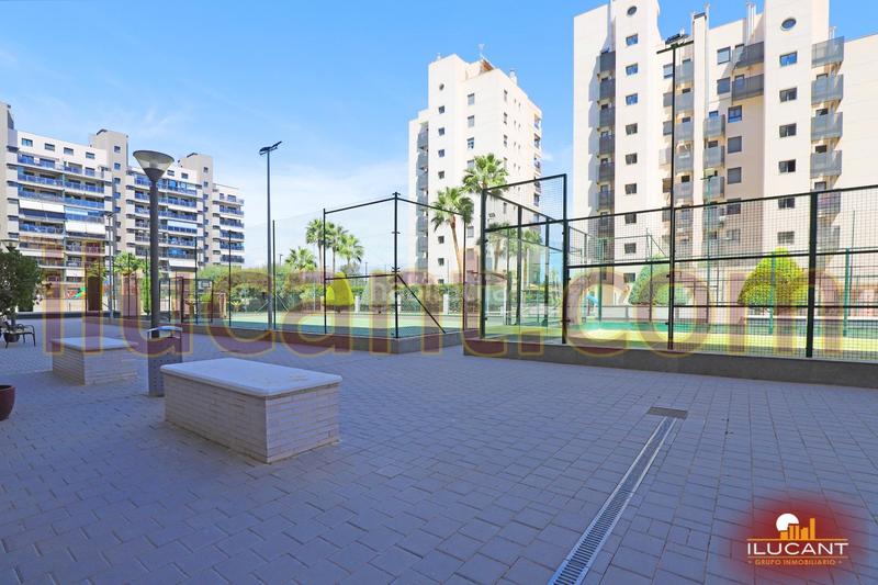 Foto 7f6dd0d3-c828-4b85-a164-27e7f1373104. Appartamento con parcheggio piscina in PAU 5 Alicante