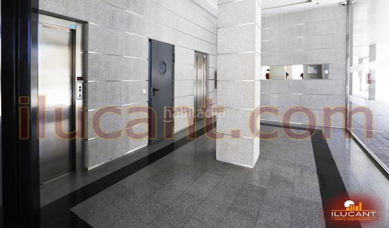 Foto c0b2ad18-429c-4e5c-8a12-073a1a0bae32. Appartamento con parcheggio piscina in PAU 5 Alicante