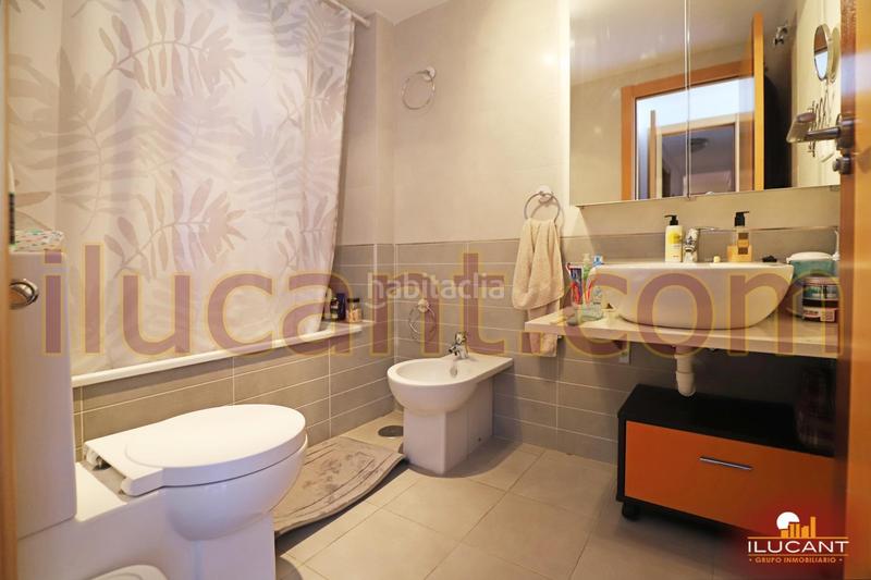 Foto d2528f62-2c9b-43ec-b01b-84c1c6fc2e5e. Appartamento con parcheggio piscina in PAU 5 Alicante