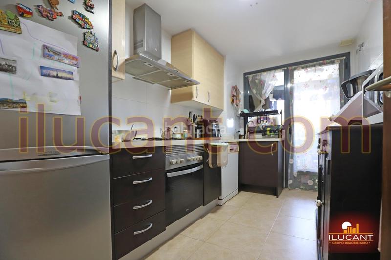 Foto ffce74fd-df7b-43b9-9755-db9b18b0ce9f. Appartamento con parcheggio piscina in PAU 5 Alicante