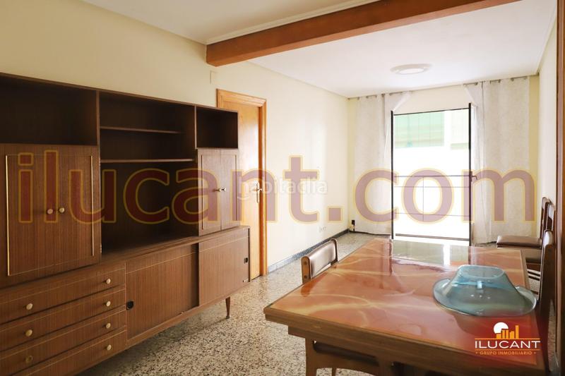 Foto 0127030c-ee34-4405-9018-2acde7378813. Pis a Los Ángeles Alicante