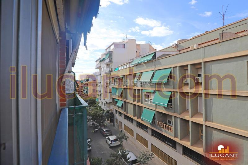 Foto aa9a6c3e-dd21-40ca-b944-7f44dd542ad1. Pis a Carolinas Bajas Alicante