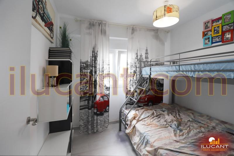 Foto b6cc924a-efd5-4ab6-b389-6f69963feb37. Appartamento in Campoamor Alicante