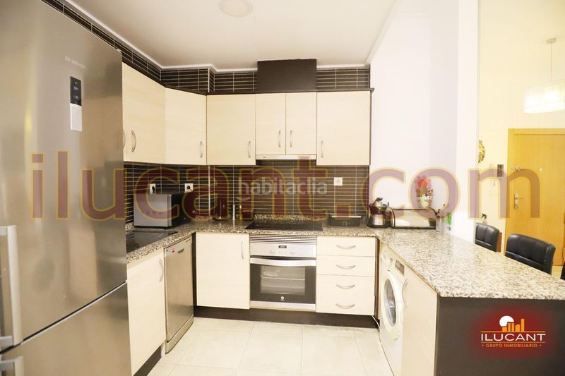 Foto be597e54-b1ee-4a36-8f07-d77535e972fd. Pis a Carolinas Altas Alicante