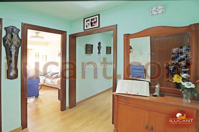 Foto bddab5d9-c89d-4b66-a745-6e3248202204. Piso emblematico representantes exteriorluminoso vistas al paisaje en Alicante