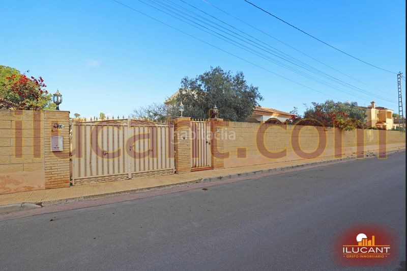 Foto 098f34b9-a42c-4c07-9fa1-70b4d2c03fb3. Xalet amb aparcament piscina a Almajada-Ravel Mutxamel