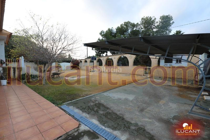 Foto e8ed8030-e55c-444c-b0c5-02dbf64cbd3b. Xalet amb aparcament piscina a Almajada-Ravel Mutxamel