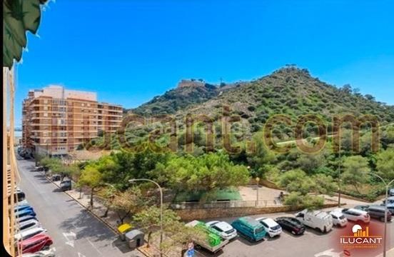 Foto 41c898d4-25d8-4cd0-b959-490a14851b3e. Pis amb aparcament a Raval Roig - Virgen del Socorro Alicante