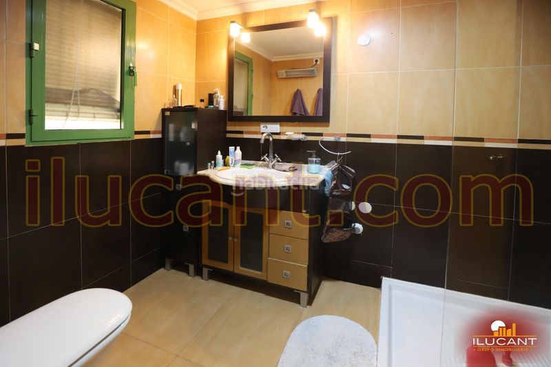 Foto dd525ca4-8b7d-4d80-a197-f43be5e5d66d. Pis amb aparcament a Raval Roig - Virgen del Socorro Alicante