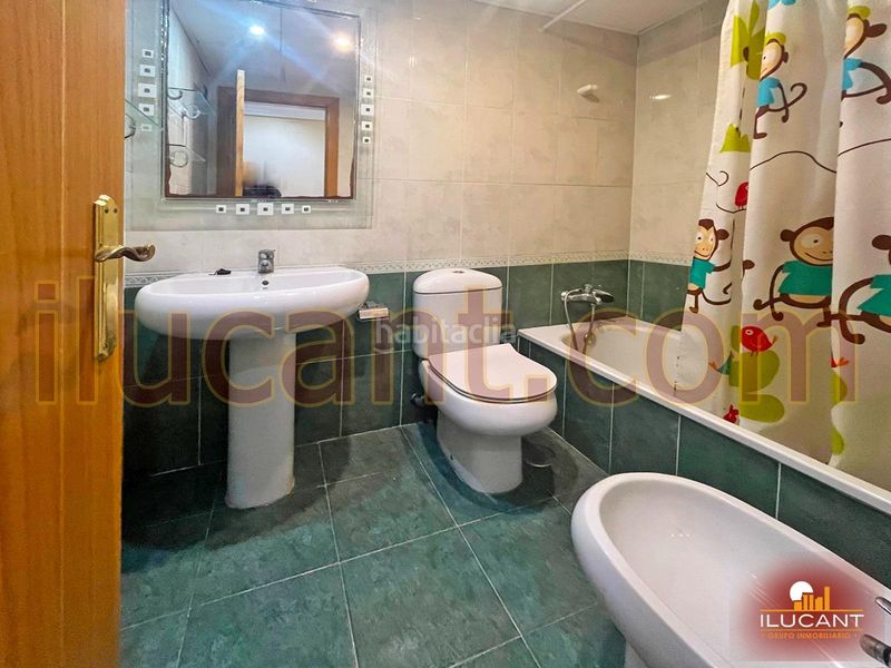 Foto 6733f29a-2fa8-4101-80b5-76baa6cb4674. Pis amb aparcament piscina a Babel Alicante