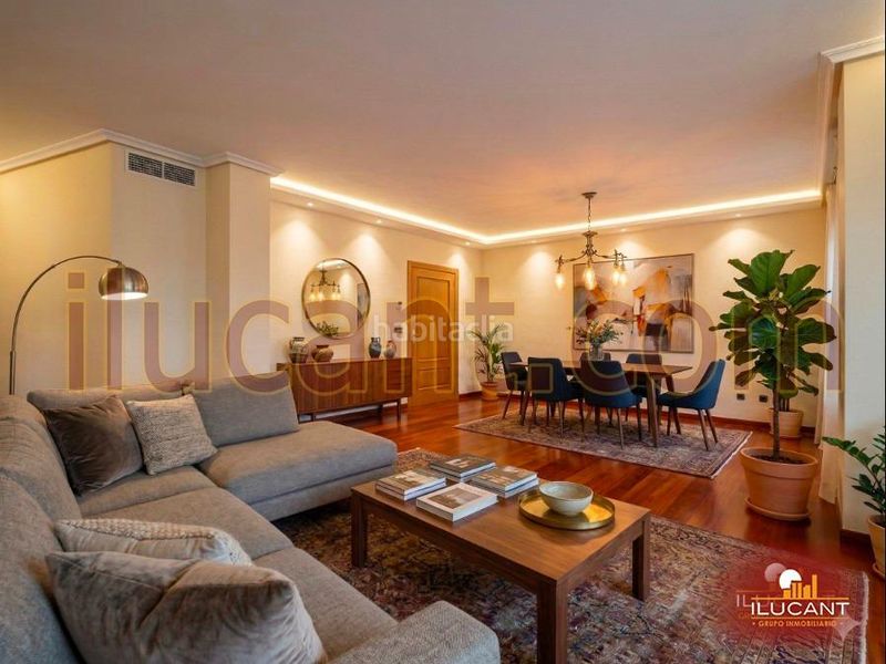 Foto 764e530d-4275-448e-a7f1-d3df50895905. Pis amb aparcament piscina a Babel Alicante