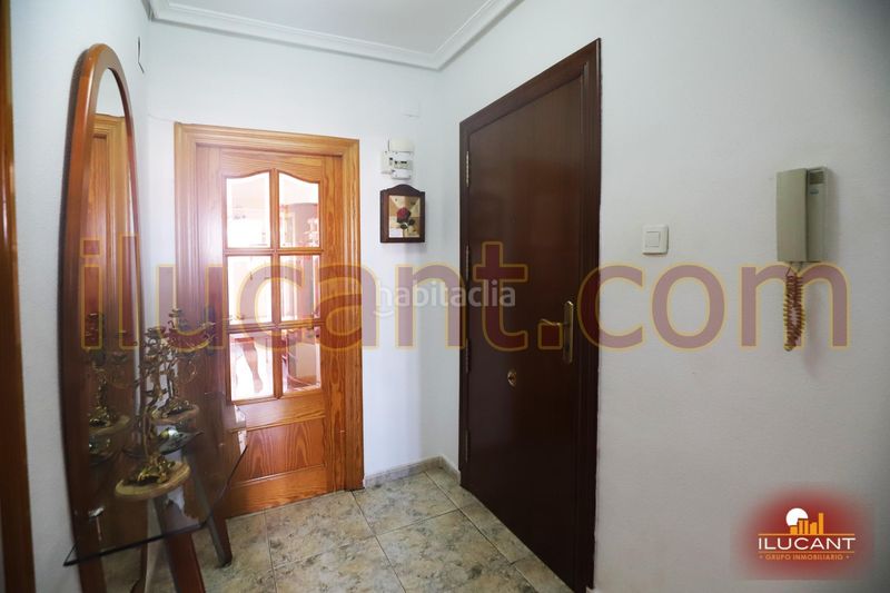 Foto b1405143-baa9-4b1e-bed9-4cfeb97e25b5. Pis amb aparcament a Virgen del Remedio - Parque Lo Morant Alicante