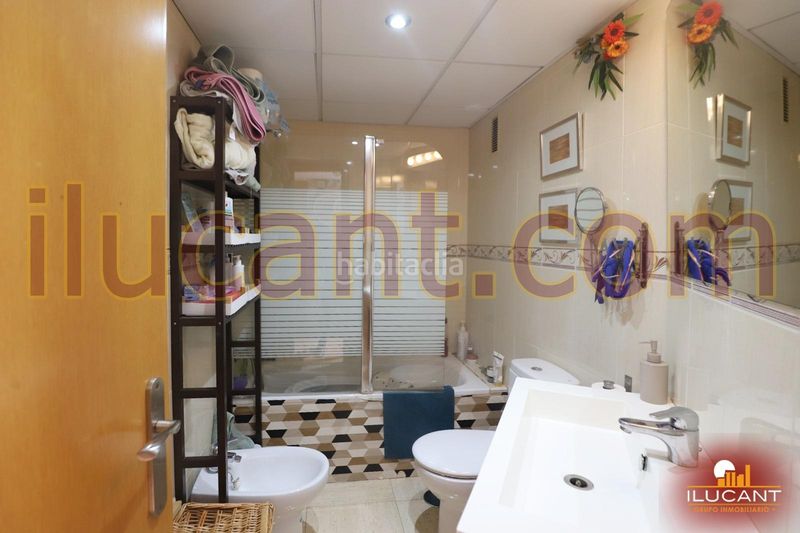 Foto 6a7b26f9-3996-4626-9b52-f3a650c7769d. Pis a Carolinas Bajas Alicante