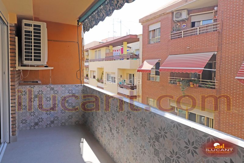 Foto 6a674ba2-a0b4-4130-bf67-e3105e7952e9. Pis a Campoamor Alicante