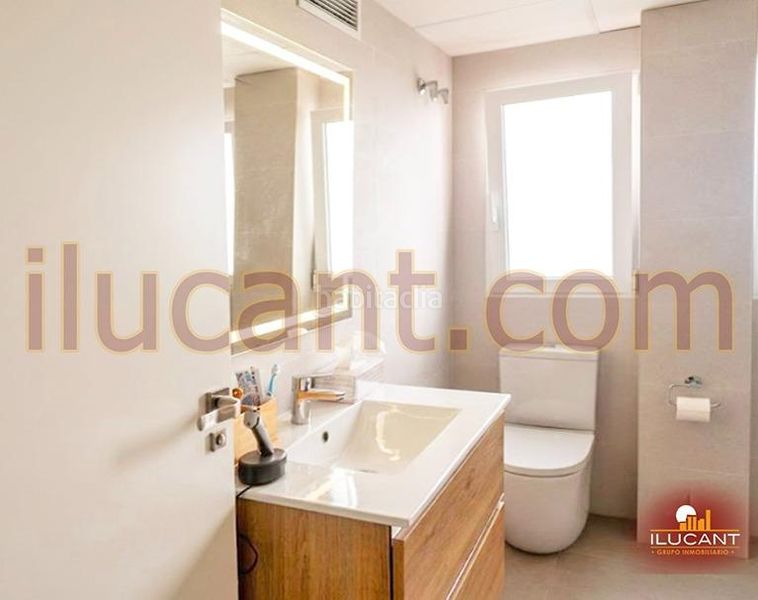 Foto cb294bad-20e0-4d6b-883e-2240c60bbd0f. Pis a Campoamor Alicante