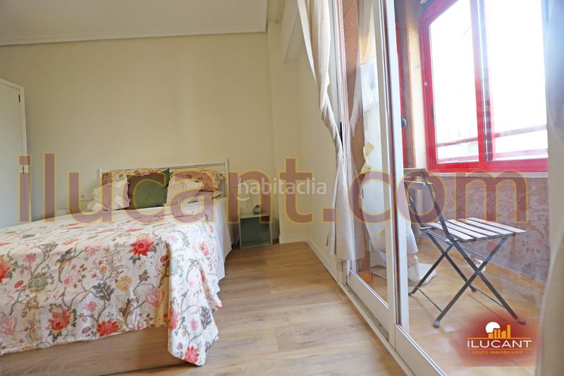 Foto fdbc7f39-9d03-41f5-a9a3-cd2b4487616b. Pis a Mercado Alicante