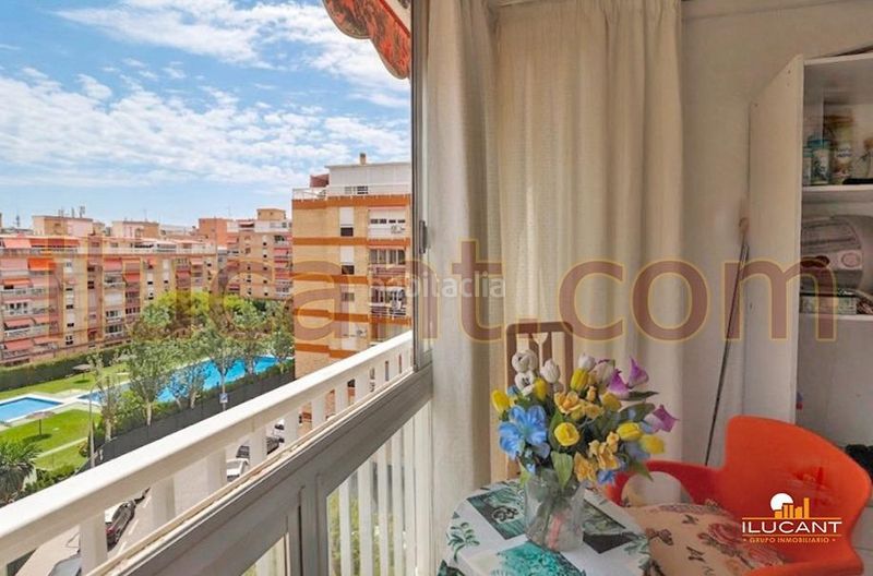 Foto 90f9a1cb-9325-4255-a06a-4e170652c578. Pis amb piscina a Alipark Alicante