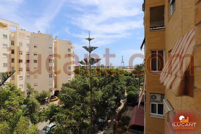 Foto 75469d72-b0ce-45a5-a06a-788562a2ab89. Pis amb calefacció aparcament piscina a Babel Alicante