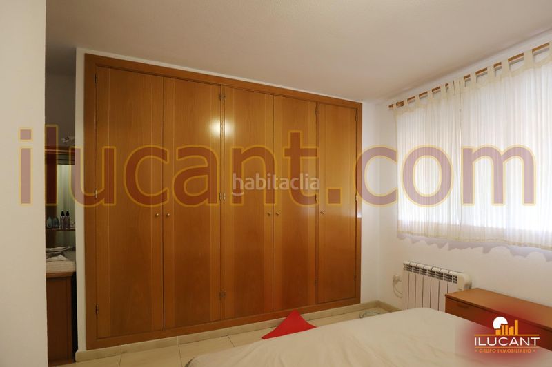 Foto ef6a8762-89b5-42a9-870f-728d4066d6a7. Pis amb calefacció aparcament piscina a Babel Alicante