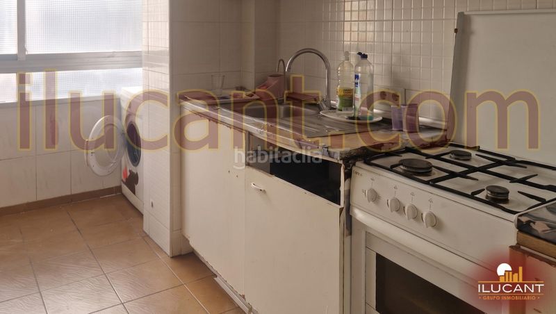 Foto 525b7993-5695-4181-89b9-d625c76c5456. Pis a Colonia Requena Alicante