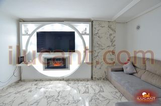 Haus in Villafranqueza. Villafranqueza 2 casas independientes en 1. terraza reformadas e