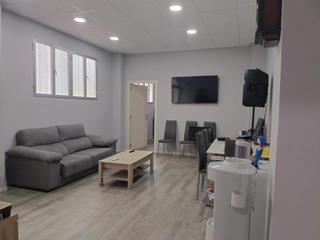 Planta baixa a Canals. Dale vida a tus ideas en esta planta baja única!