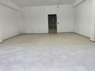 Lloguer Aparcament cotxe a Navarrés. Alquiler de garaje  almacén privado en navarres