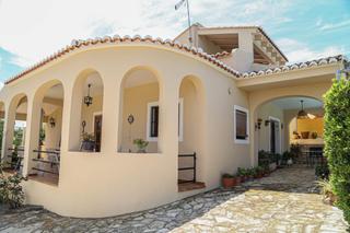 Xalet a Villanueva de Castellón. Se vende magnifico chalet en villanueva de castellón