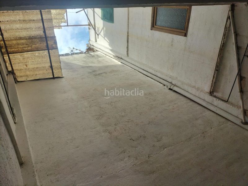 Foto d5236894-e82c-405c-b0cc-a56a7b72cfd2. Masía casa en el centro de la población de navarres con amplio garaje en Navarrés