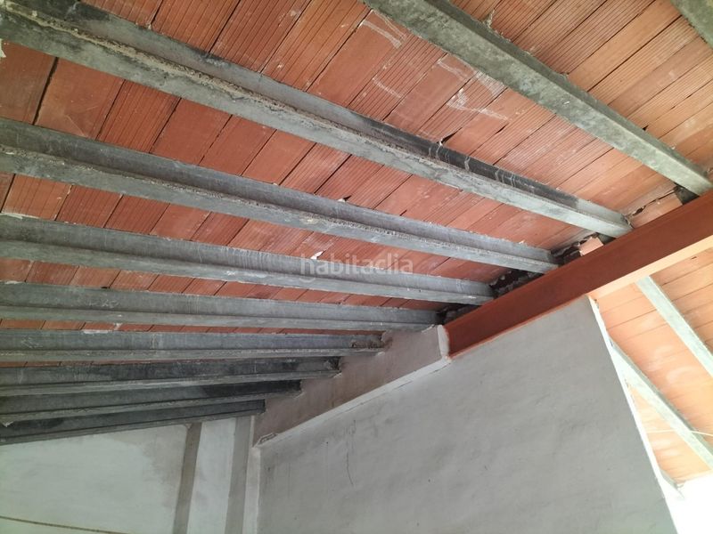 Foto d6c0487c-a804-41ed-9e73-5c97749b19cc. Masía casa en el centro de la población de navarres con amplio garaje en Navarrés