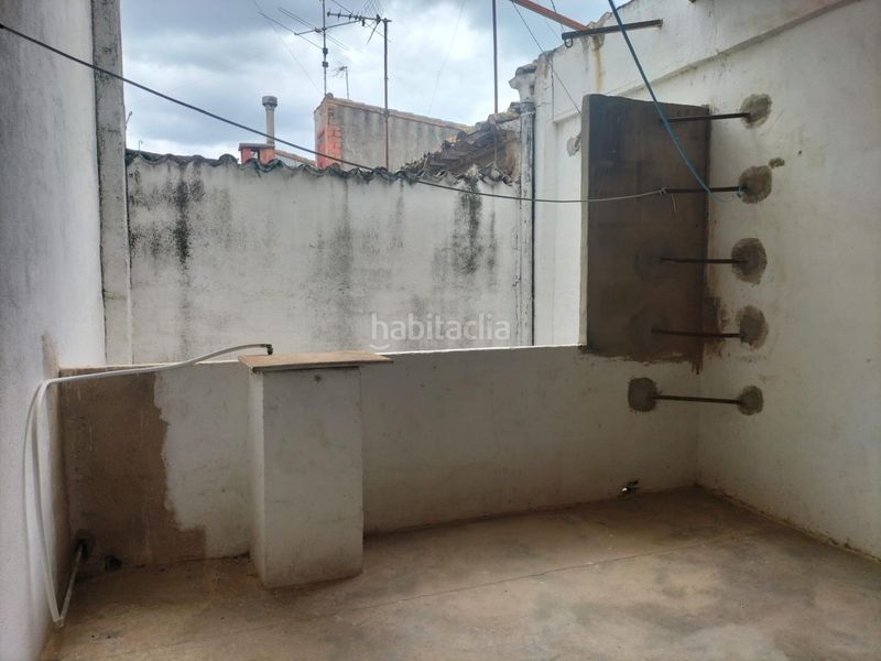 Foto e5edc768-ee5b-4bb2-a129-fca3a7bace28. Masía casa en el centro de la población de navarres con amplio garaje en Navarrés