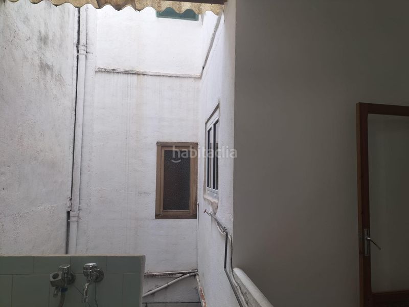 Foto e922d6e1-12ea-4690-be07-6af8285dd681. Masía casa en el centro de la población de navarres con amplio garaje en Navarrés