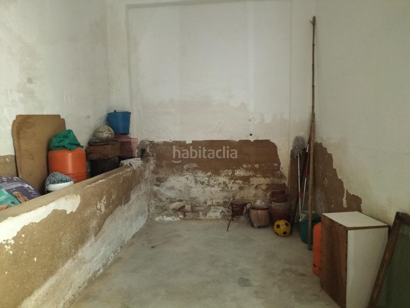 Foto f01efbde-92b7-47eb-af3f-c19bb923a2af. Masía casa en el centro de la población de navarres con amplio garaje en Navarrés