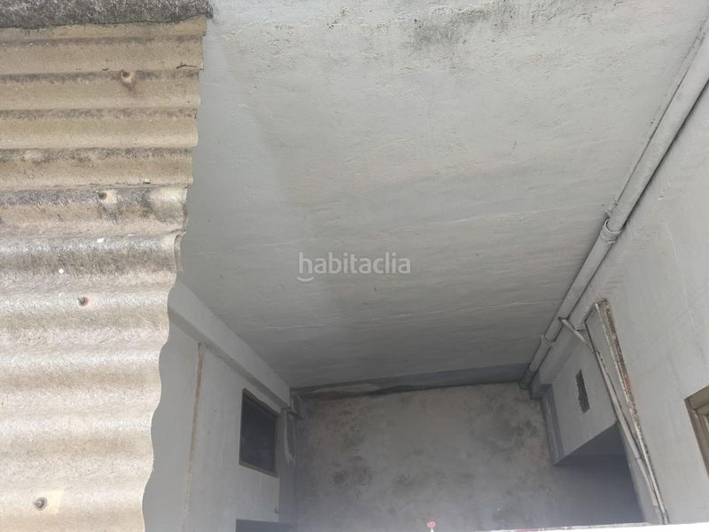 Foto fba494da-1915-46c7-bc0b-71a047fab57a. Masía casa en el centro de la población de navarres con amplio garaje en Navarrés