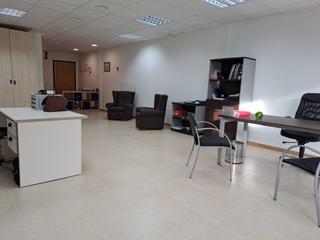 Oficina en Beniparrell. Oficina luminosa en el exclusivo centro negocios sur de beniparr