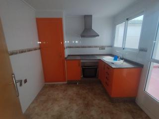 Flat  Maestro serrano. Se vende primer piso sin ascensor en villanueva de castellón