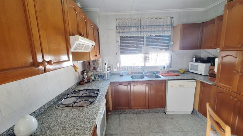 Foto ae28b655-4ed9-4c51-80f7-9ebc9773083b. Pis amb aparcament a Senyera