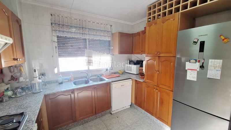 Foto e7ed124f-321f-4d8c-ab39-0b93ec143f3b. Pis amb aparcament a Senyera