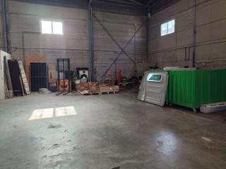 Bâtiment à usage industriel  Calle de tirant lo blanc. Se vende nave industrial en senyera