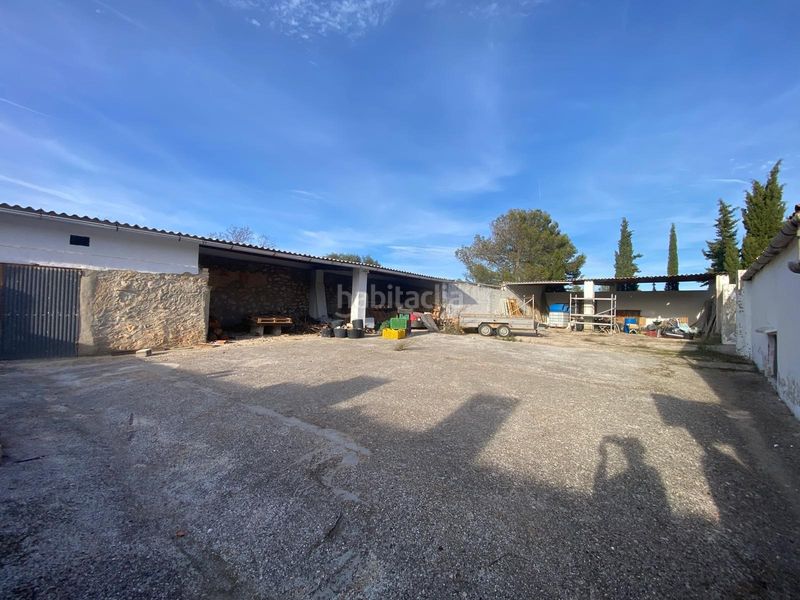 Foto 31e9bd3a-88c6-40a5-9267-9b306b071255. Masia amb aparcament a Enguera