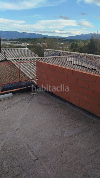 Foto c958a257-7674-4629-92f6-02c908d37db5. Edificio in Olleria (l´)