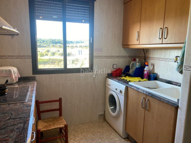 Foto fba9535a-b14e-4d1f-a656-3b69f50a1c65. Casa amb aparcament a Bolbaite