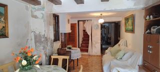 Casa  Verge de gracia. Casa de pueblo con patiojardín, barbacoa y terraza en carcer