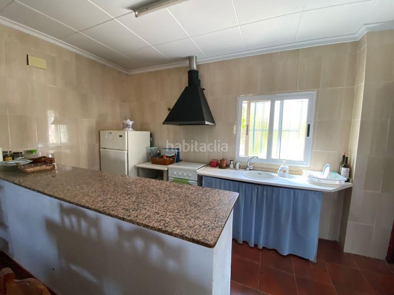 Foto 3c865da7-3453-4a50-a866-fe9a12828123. Casa amb aparcament a Bolbaite