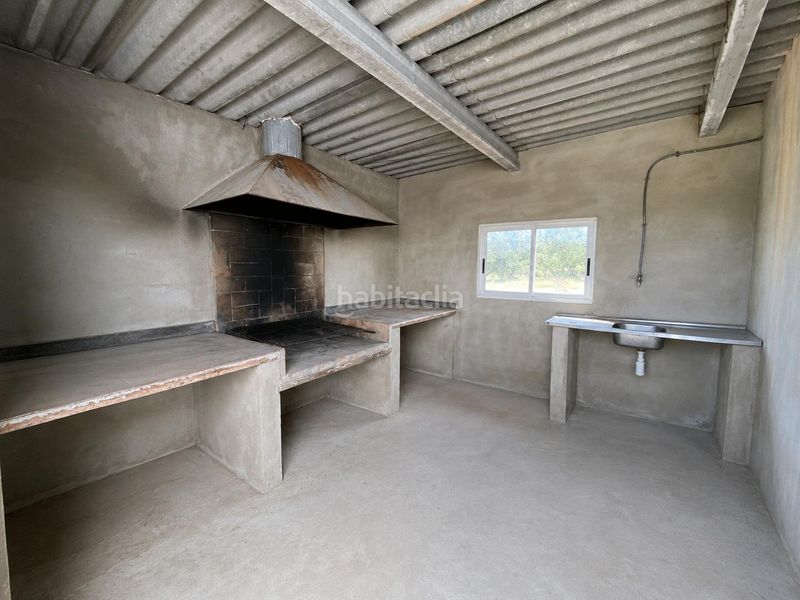 Foto faeeb6a6-34be-4df9-ab3d-95c0aa77bb2f. Casa amb aparcament a Bolbaite