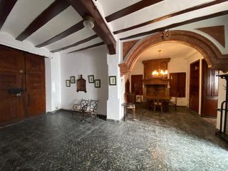 Bauernhof in Enguera. Encantadora casa de pueblo en enguera por solo 62000 euros.