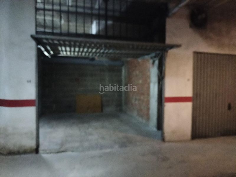 Foto 54dd3e91-d456-4abc-95b5-b4bc62c1fc64. Aparcament cotxe a Canals