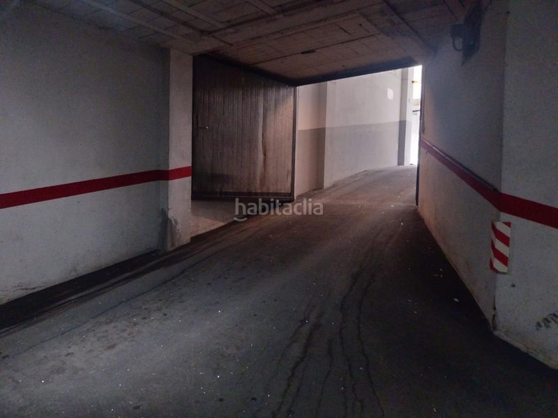 Foto 791d6543-3e2c-4c96-861b-2256591d7a58. Aparcament cotxe a Canals