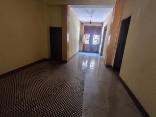 Rez-de-chaussée  Calle del mestre giner. Se vende planta baja