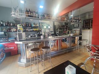 Geschäftsraum  Ayuntamiento. Se vende bar en plena producción